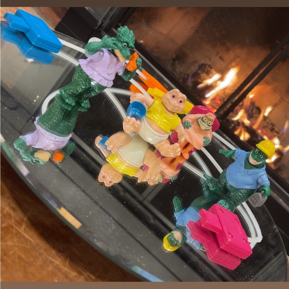 McDonald's Other - 4 - ‘92 - McDonald's "Dino-Motion" Happy Meal Toys